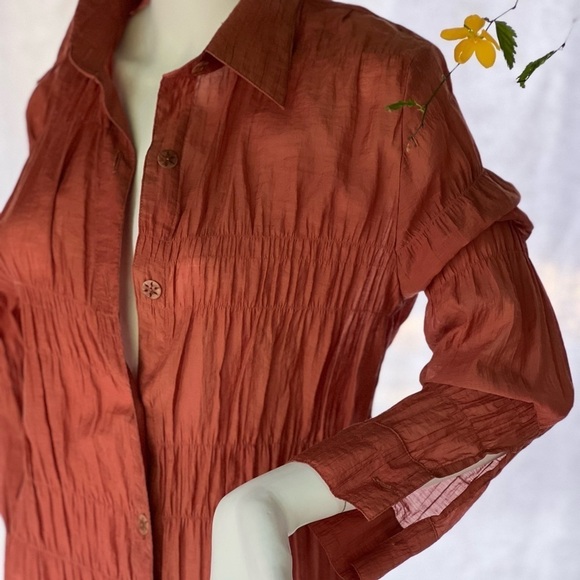 Lauren Vidal linen  dress. - Picture 2 of 8